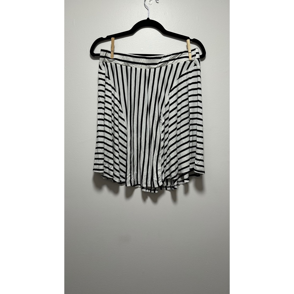Charlotte Russe Striped Skater Skirt Black White Y2K XL Mini Skirt